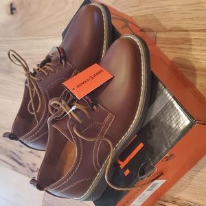 Boys size 13 Deer Stag dress shoes